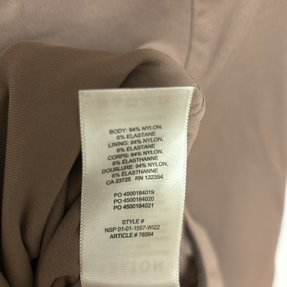 Babaton Aritzia Contour long sleeve bodysuit. - Picture 9 of 9
